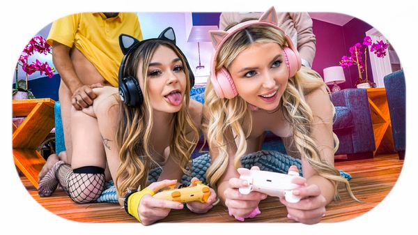 Live Porn Call Della Cate, Britt Blair & No More Gaming & Bff’s Share Some Daddy Dick Anime Gaming Porn Markie Post Nude